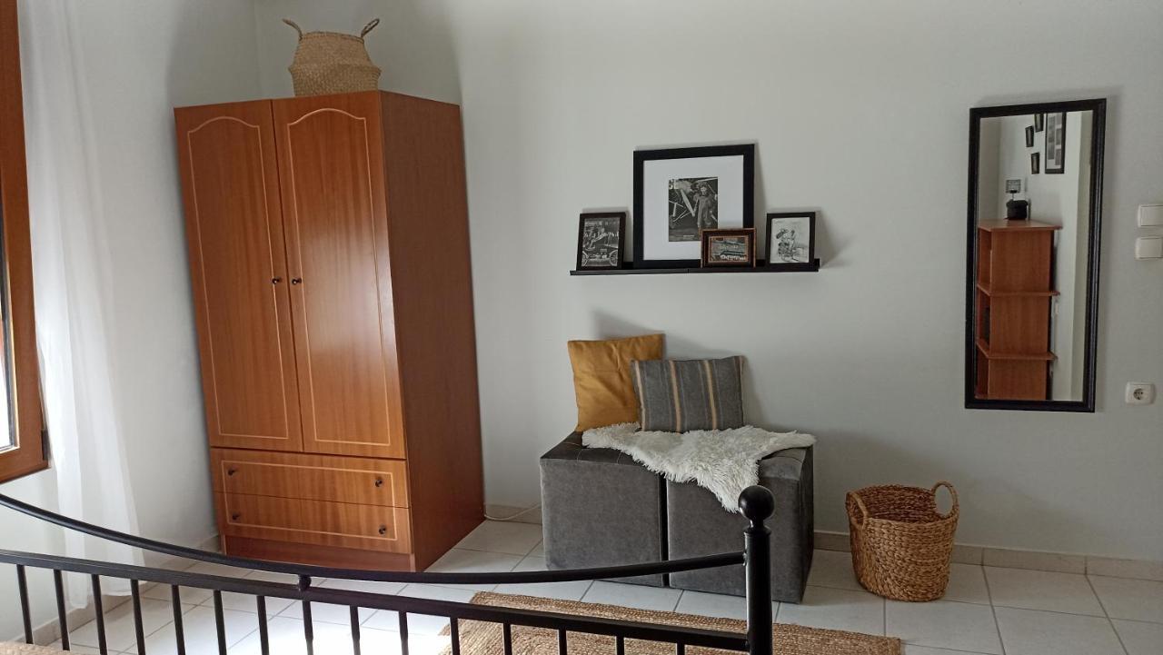 Charming Garden Apartment Rhodes City ภายนอก รูปภาพ